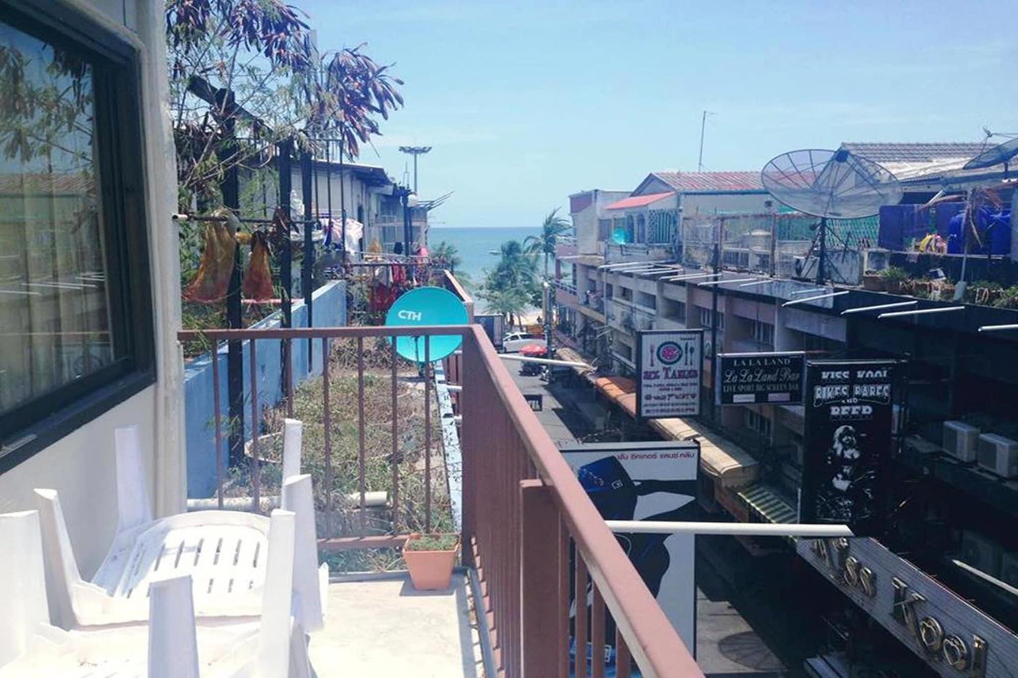 Sandman Hotel & Sports Bar Pattaya Exteriör bild