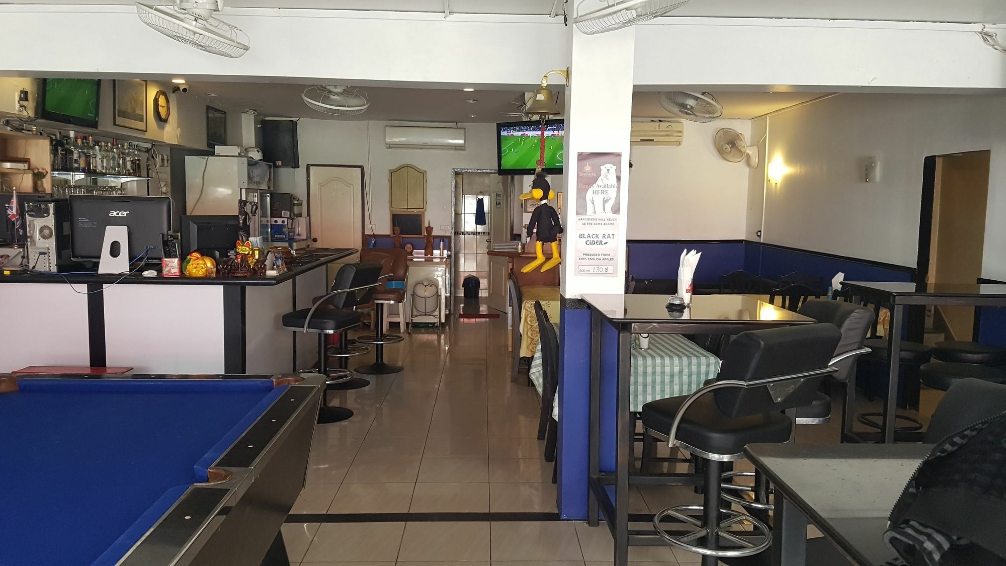 Sandman Hotel & Sports Bar Pattaya Exteriör bild